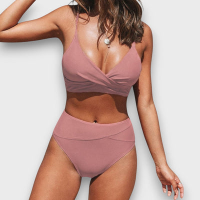 Mira – Formender Badeanzug mit klarer Linie