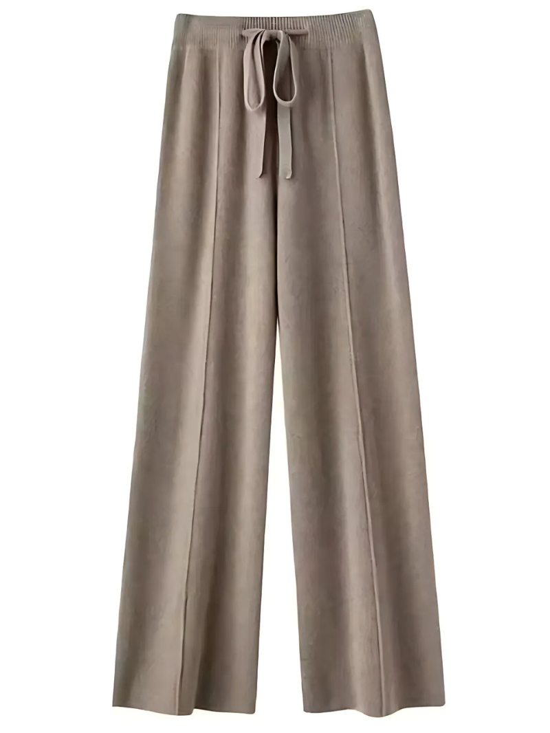 ELVINA – DIE STRICKHOSE MIT WEITEM BEIN FÜR STILVOLLE GEMÜTLICHKEIT