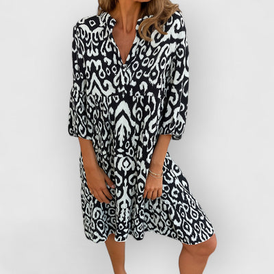 Luca | Allure Kleid mit V-Ausschnitt