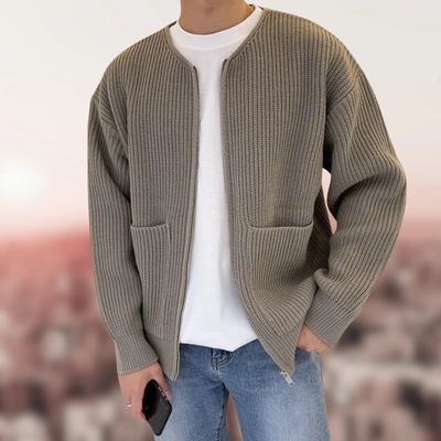 JOHANNES – DIE STRICKJACKE FÜR ELEGANZ & KOMFORT