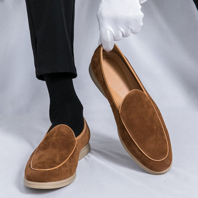 Corwin | Klassische Wildleder Slipper für zeitlosen Komfort und Stil