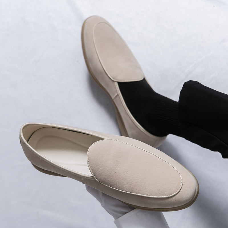 Corwin | Klassische Wildleder Slipper für zeitlosen Komfort und Stil