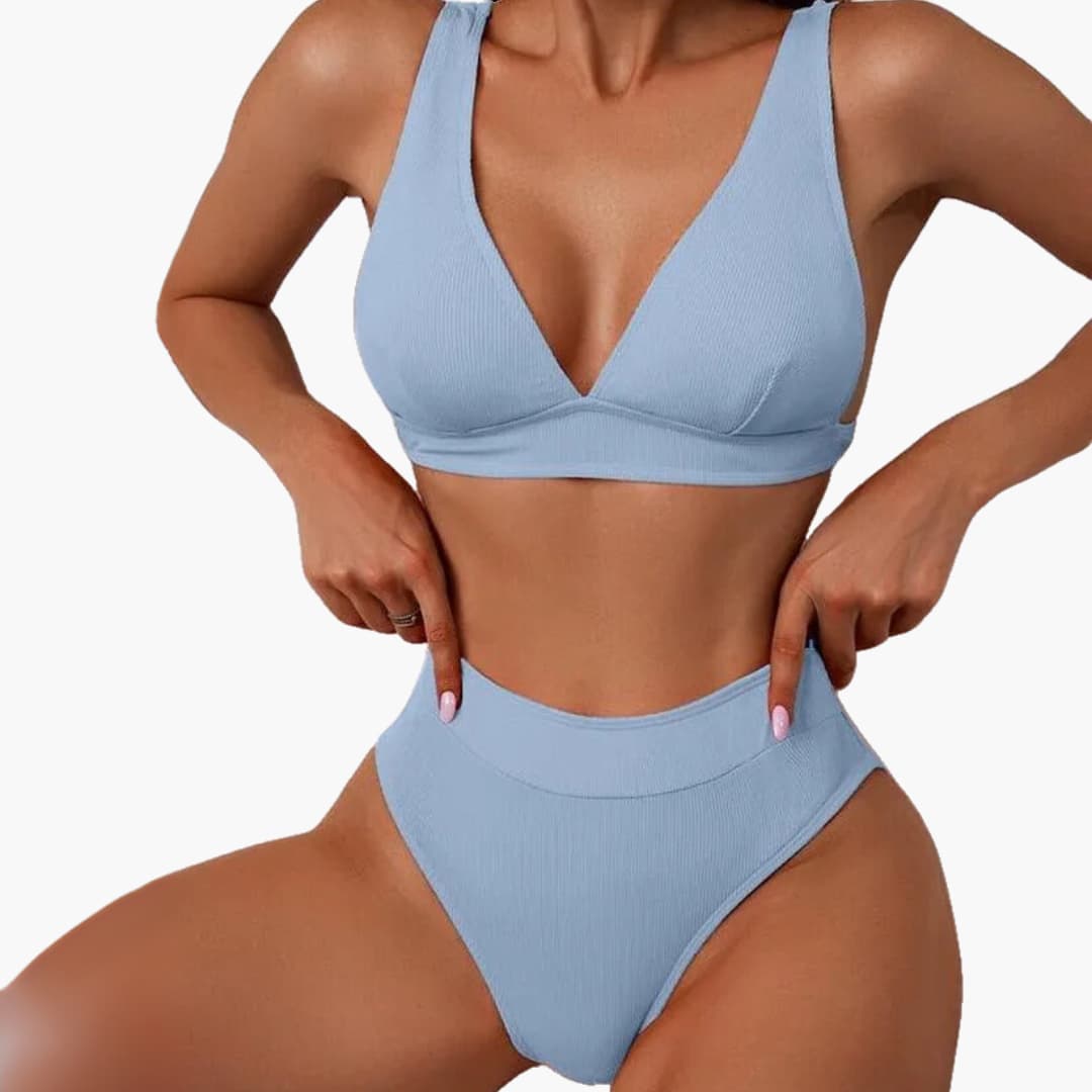 Geripptes Damen-Bikini-Set mit breiten Trägern für den Sommer