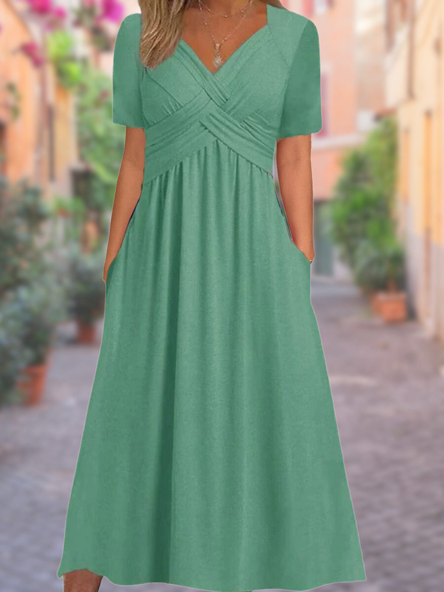 Juni | Klassisches und stilvolles Sommerkleid