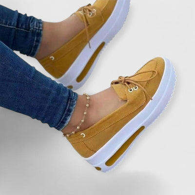 KRIS | Stilvolle Schnürsneaker