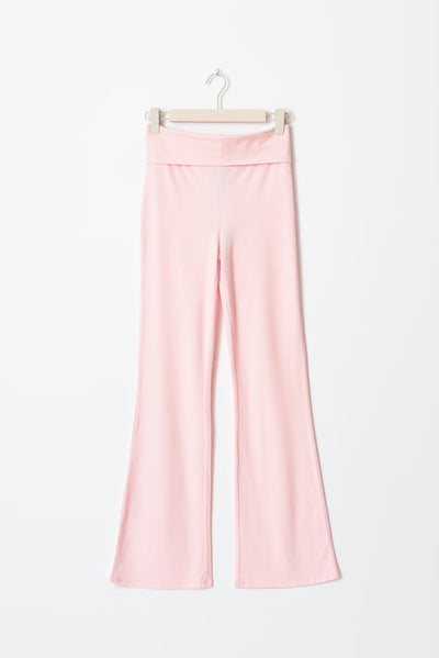 Nina | Zartes Rosa Outfit