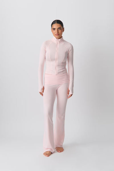 Nina | Zartes Rosa Outfit