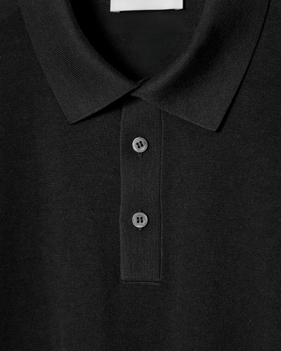 Poloshirt aus Seidenstrick – Schwarz