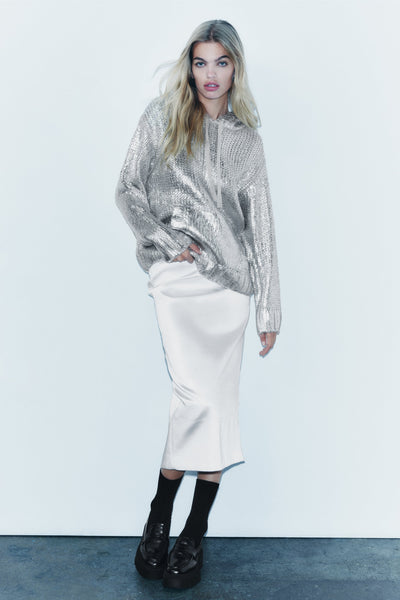 Verena | Kapuzenpullover in Silber mit Strickfolie