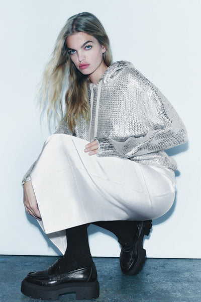 Verena | Kapuzenpullover in Silber mit Strickfolie