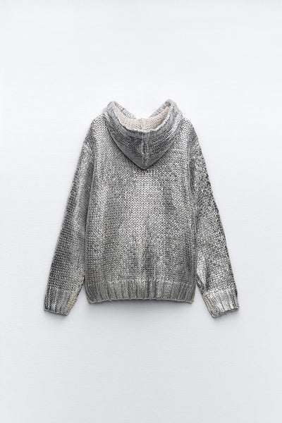 Verena | Kapuzenpullover in Silber mit Strickfolie