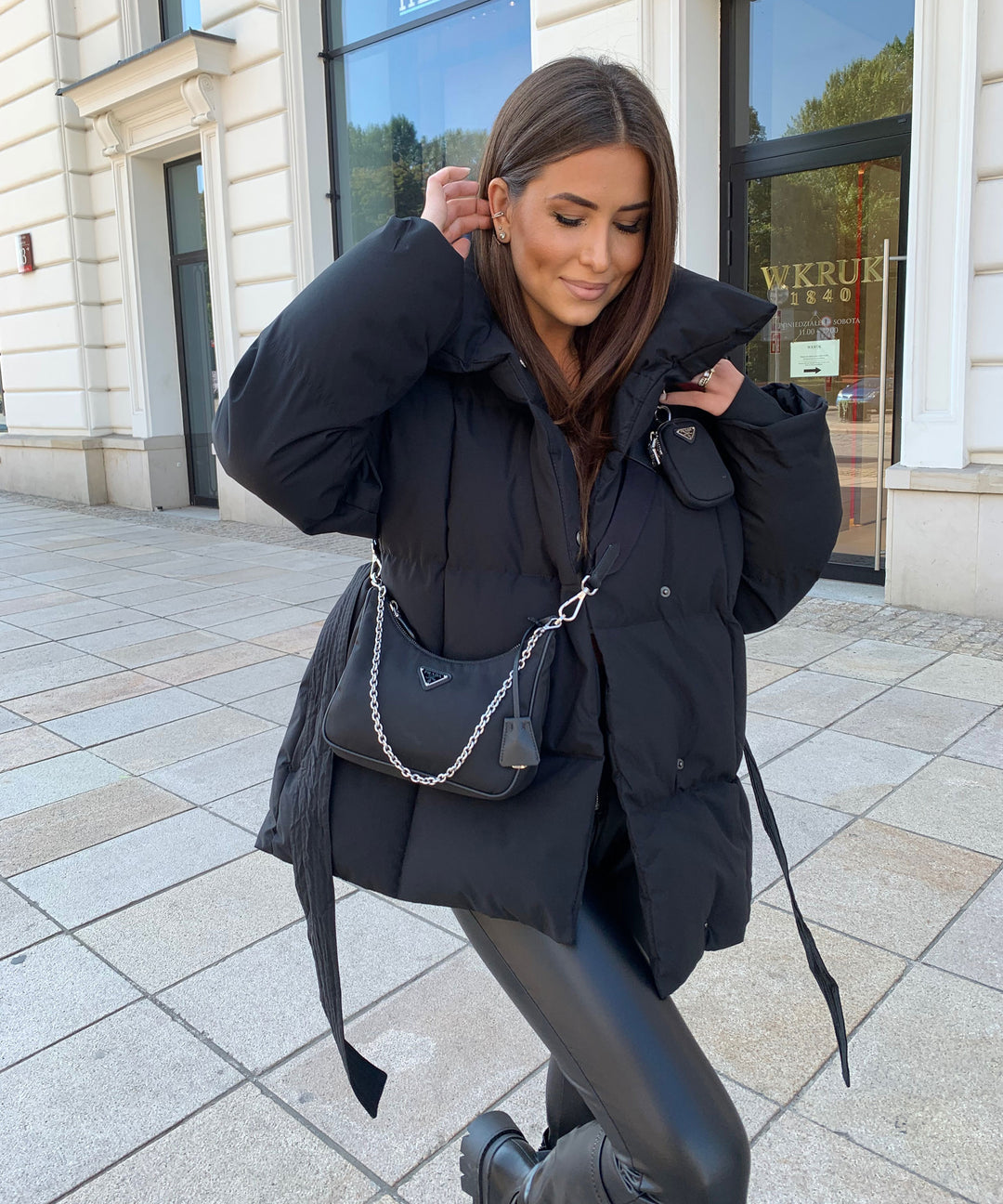 STELLINA® | ELEGANTE KURZE DAUNENJACKE