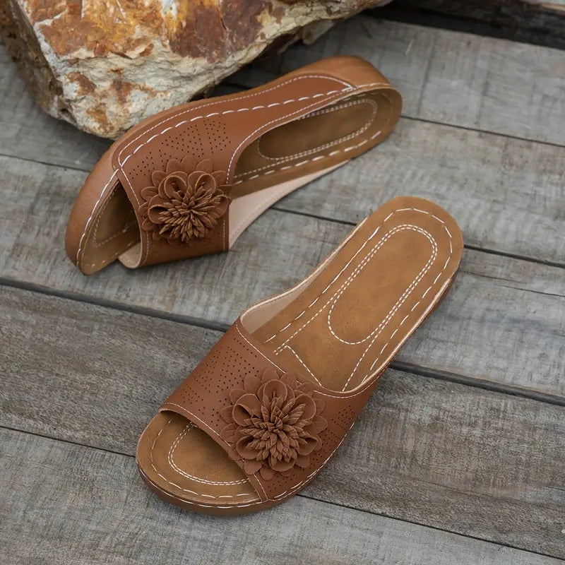 Zaria | Orthopädische Sandalen mit Blumenmotiv