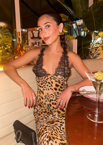 Emilia | Zeitlose Adriana-Ohrhänger in Gold