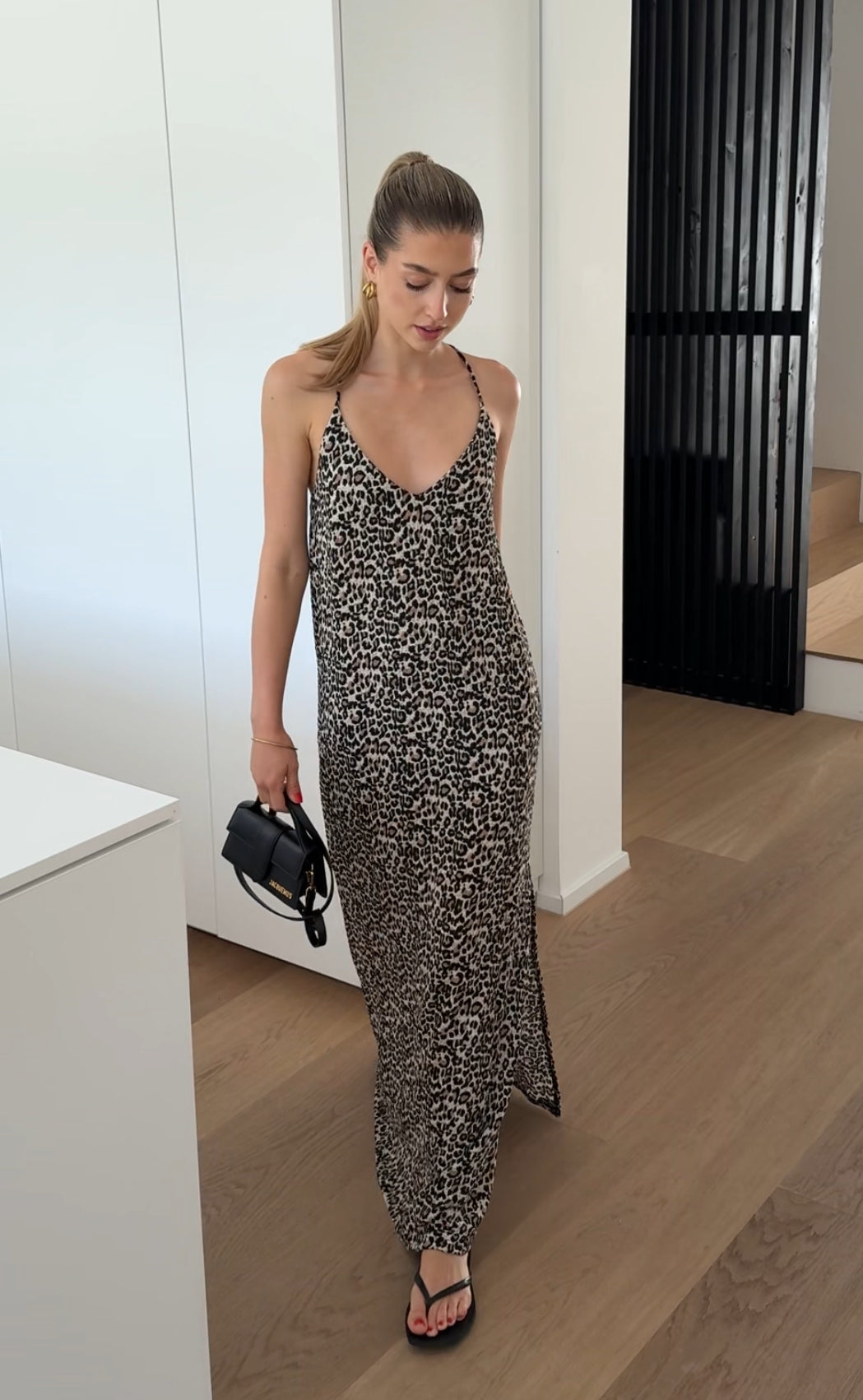 Savanna Chic – Maxi-Leopardenkleid