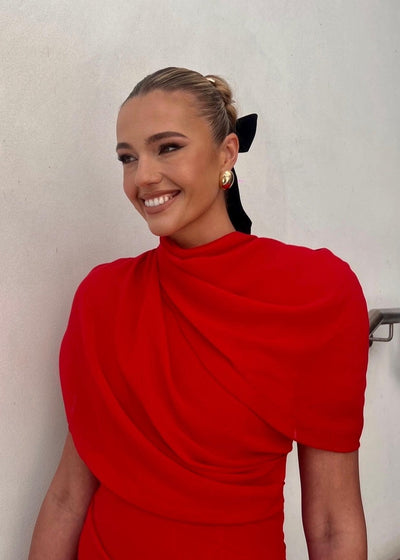 Lynn | Verführerisches Off-Shoulder Kleid in Rot