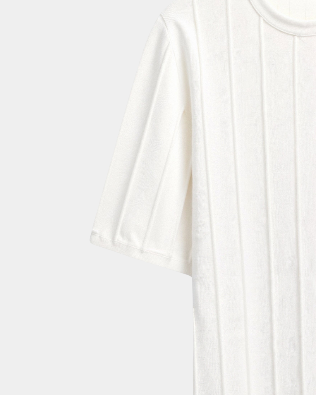 Herren-Strickshirt mit vertikaler Rippstruktur – Leichtes Oberteil für den Sommer