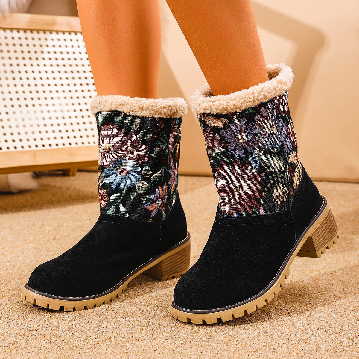 Rutschfeste Stiefel für Damen mit Blumenmuster