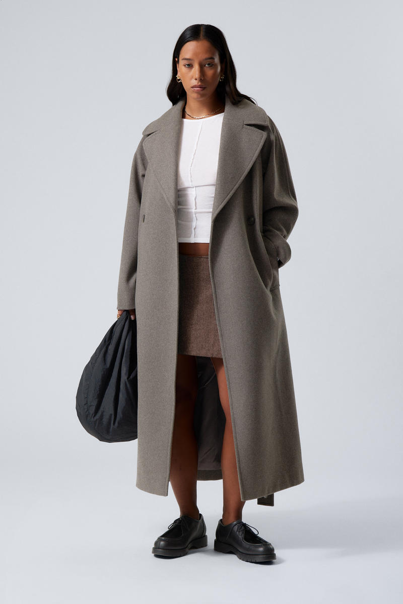 Oversized long wool coat