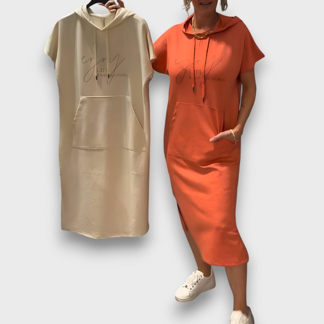 Yareni – Hoodie-Kleid mit urbanem Flair