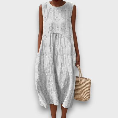 Serava – besticktes Midikleid