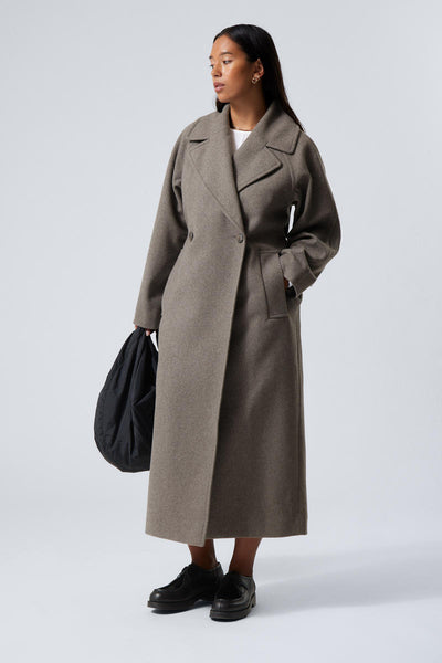 Oversized long wool coat