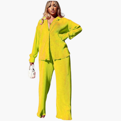 Eleganter Zweiteiler mit Plissee – Damen Sommer Outfit