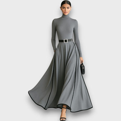 Marceline – Schwarzes Maxikleid mit weißen Nähten