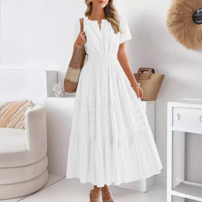 LYA – DIE SOMMERROBE FÜR EINE ROMANTISCHE UND SCHWUNGVOLLE SILHOUETTE