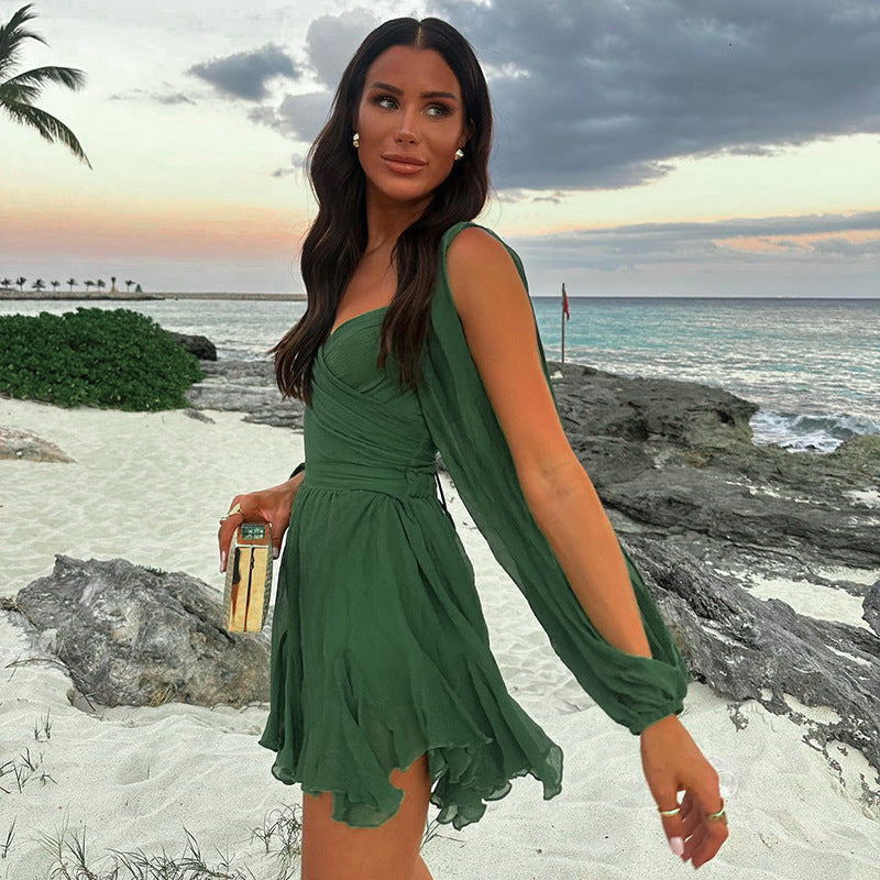 Alma | Kurzes, Tailliertes Kleid