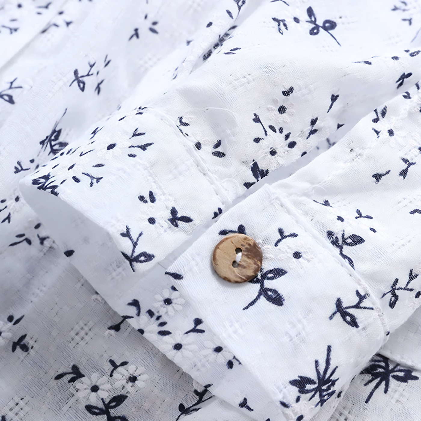 Selvyna – Bluse für Damen mit floralem Design und lässigem Schnitt