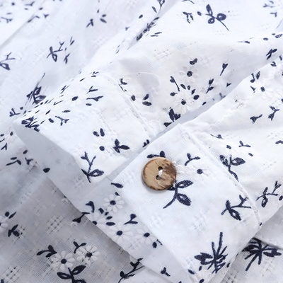 Selvyna – Bluse für Damen mit floralem Design und lässigem Schnitt