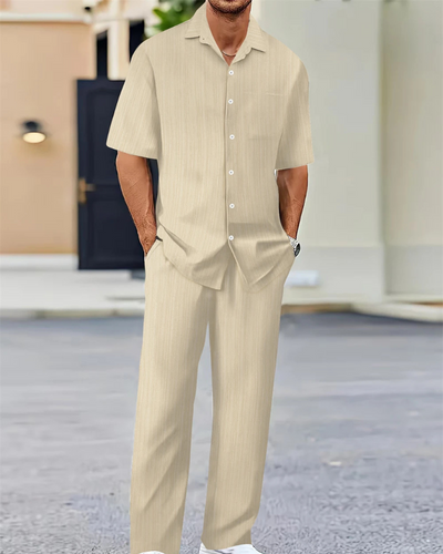 Herren Freizeit-Zweiteiler mit Kurzarm-Hemd und bequemer Hose