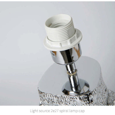 Goldene Kaninchen Tischlampe – Originelle Designer-Leuchte mit Schirm