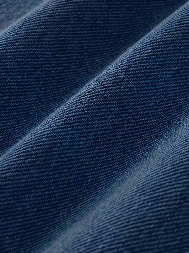 Othea - Modern Beweglich Zorevik – Die schlanke Stretch Jeans für Männer.