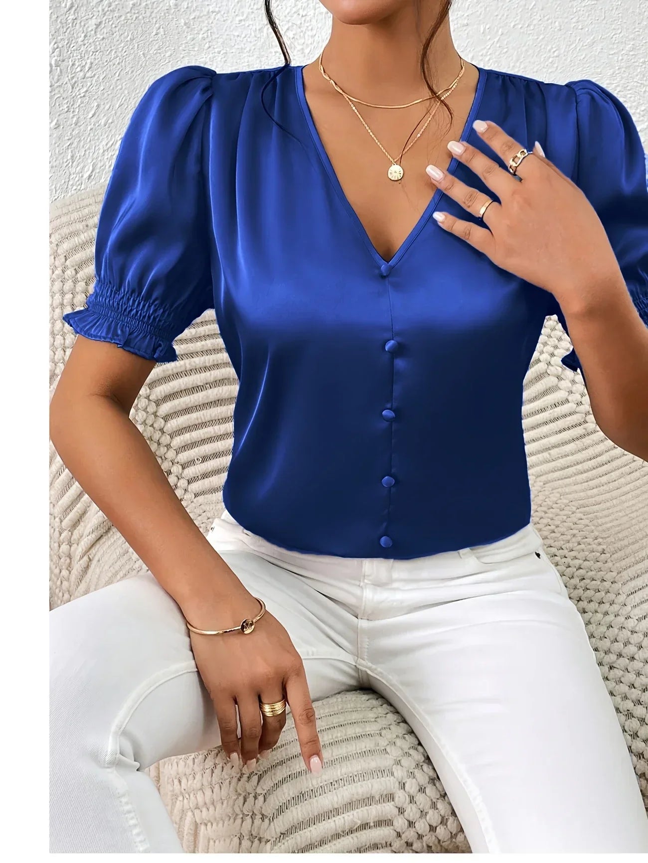 Abella – Elegante Bluse Mit V-Ausschnitt Und Puffärmeln