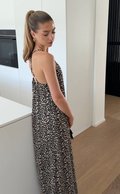 Savanna Chic – Maxi-Leopardenkleid