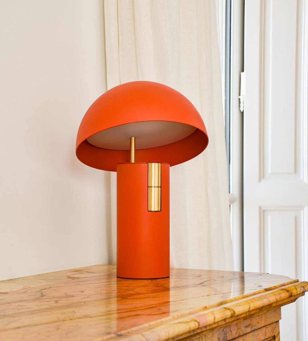 Zendoo | Retro-inspirierte Tischlampe im Luxus Design