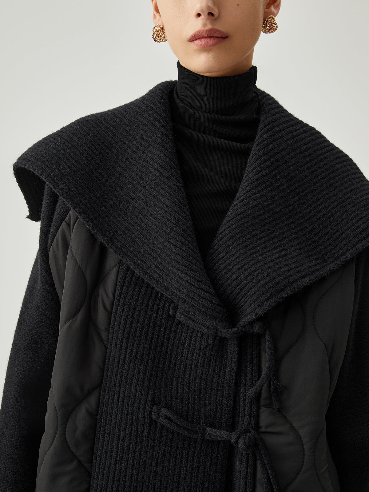 Lena | Geometrischer Wintermantel mit Patchwork-Kragen