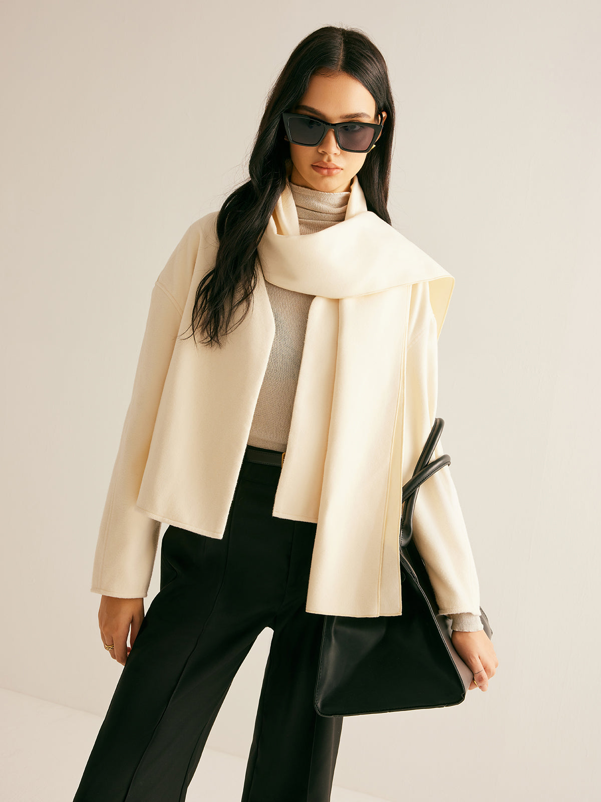 Eva | Klassischer Kurzmantel mit Schal