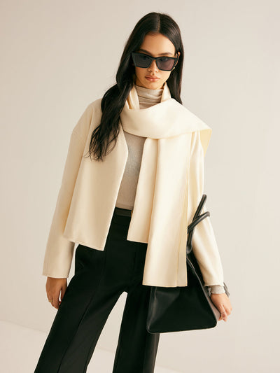 Eva | Klassischer Kurzmantel mit Schal