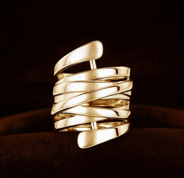Wirbel Design Vintage Ring