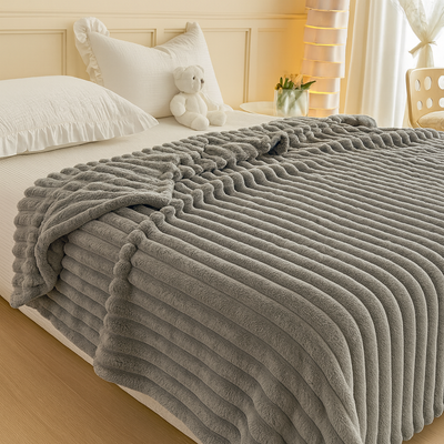 Aurevia | Flanelldecke mit Kordelzug und kuscheliger Felloptik