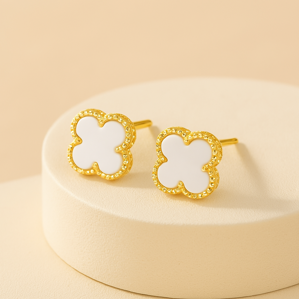 Kleeblatt Ohringe in Gold