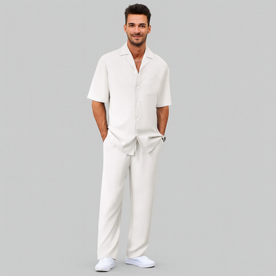 Herren-Trainingsanzug mit Streifenmuster und kurzen Ärmeln – Oberteil mit Knopfkragen und Hose mit elastischem Bund