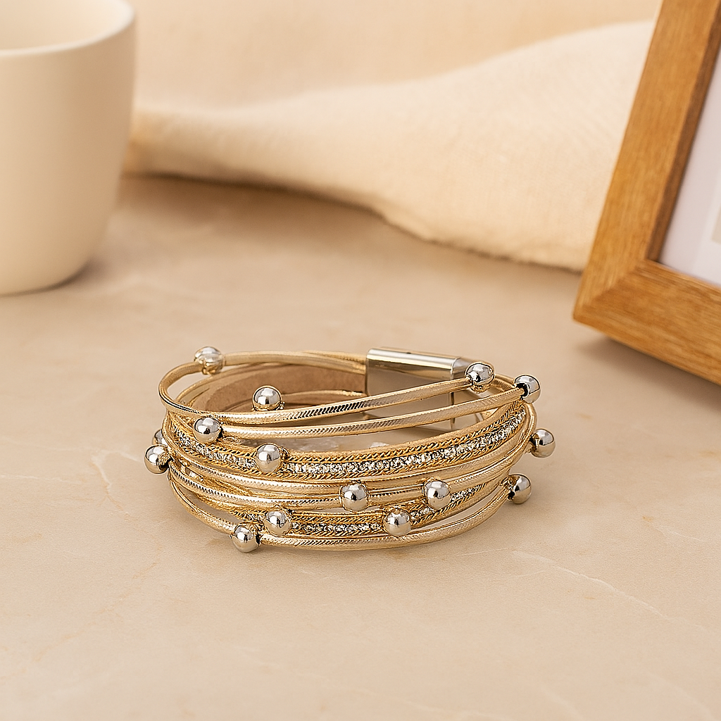 Mehrlagiges Lederarmband für Damen – Roségold mit Perlen und Kristall-Akzenten