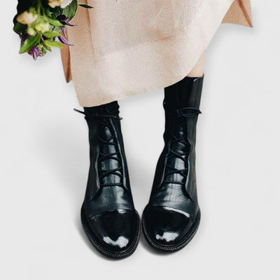 ALTHEA | Klassische Schnür-Stiefeletten