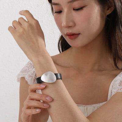 Elegantes Damen Magnetarmband Vintage Armreif