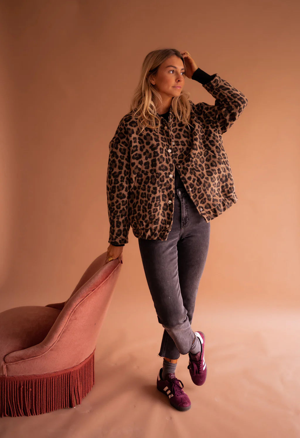 Caroline | Die Leopard-Bomberjacke