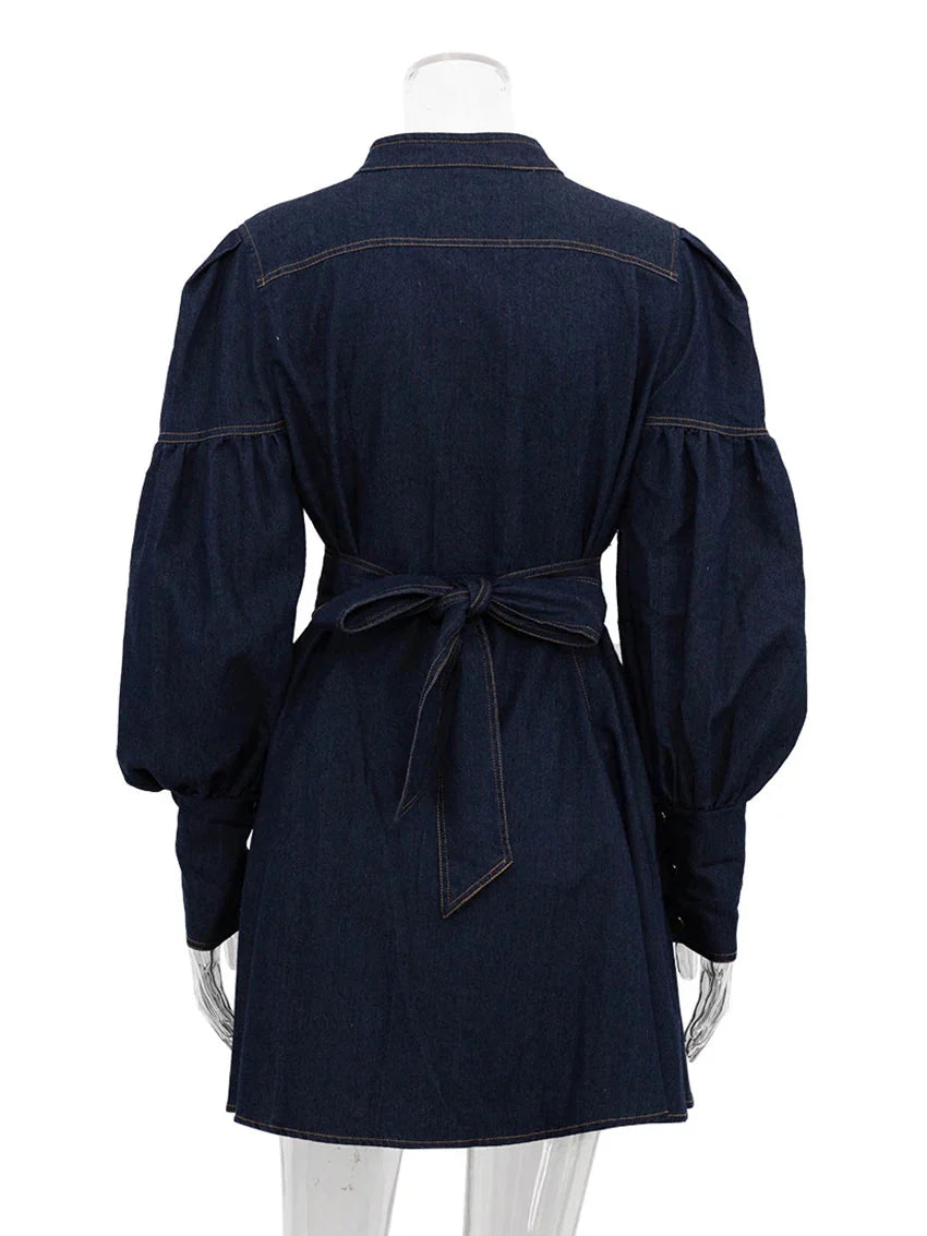 Elegantes Slim-Fit Damen Jeanskleid mit Puffärmeln Kurz